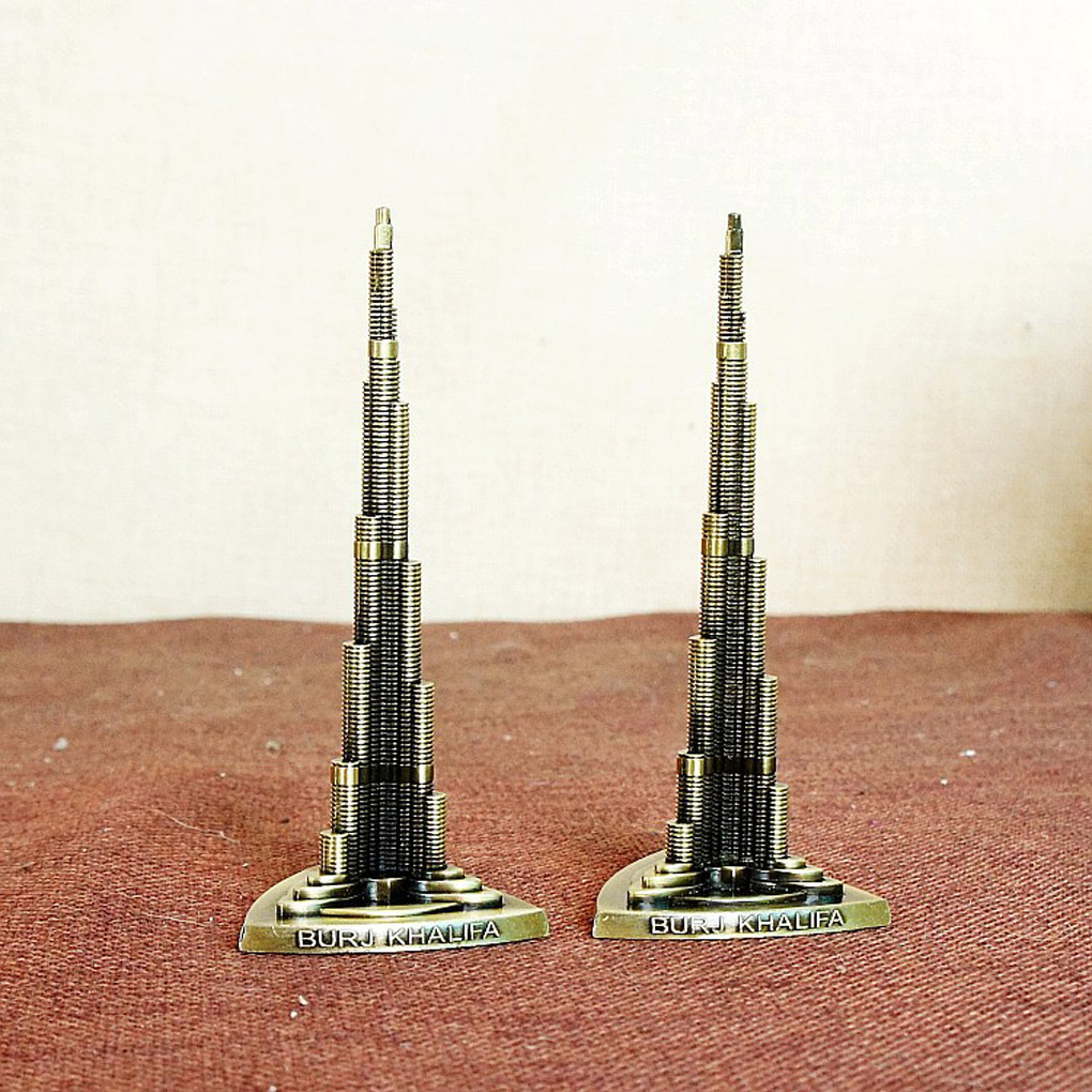 Dubai Burj Khalifa Ornaments,  - Home Office Dubai recension och pris